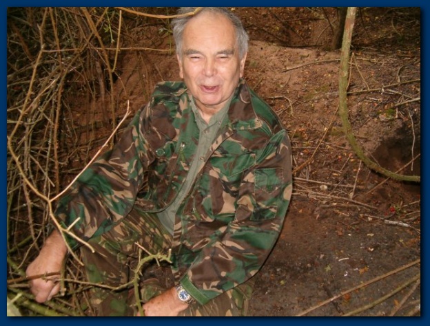 600x449 pixels (140K)